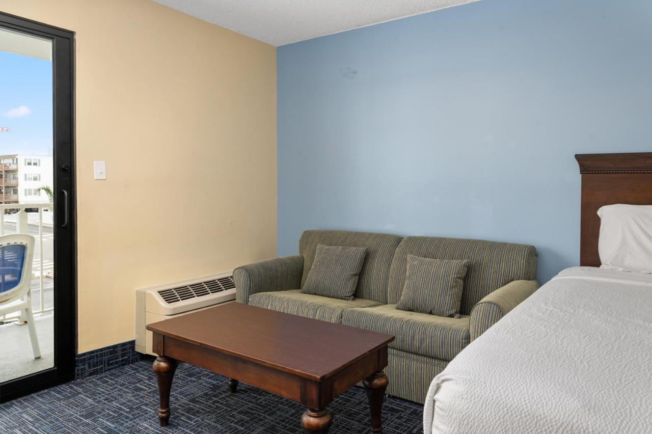 Motel Coastal Palms And 2*